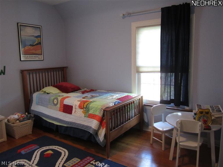 17111 Fernway Road Cleveland, OH 44120 - Photo 17 of 23 Children's bedroom.