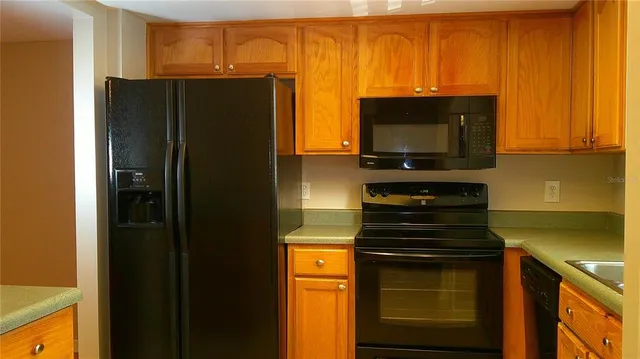 $1,750 | 14828 Winding Creek Court, Tampa, FL 33613