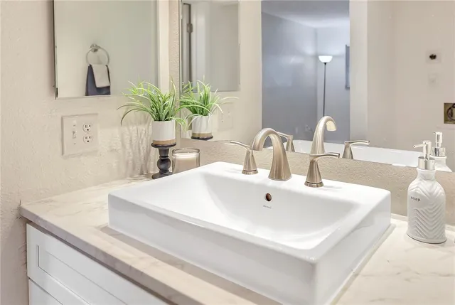 $159,000 | 563 Midway Track, Unit K102, Ocala, FL 34472