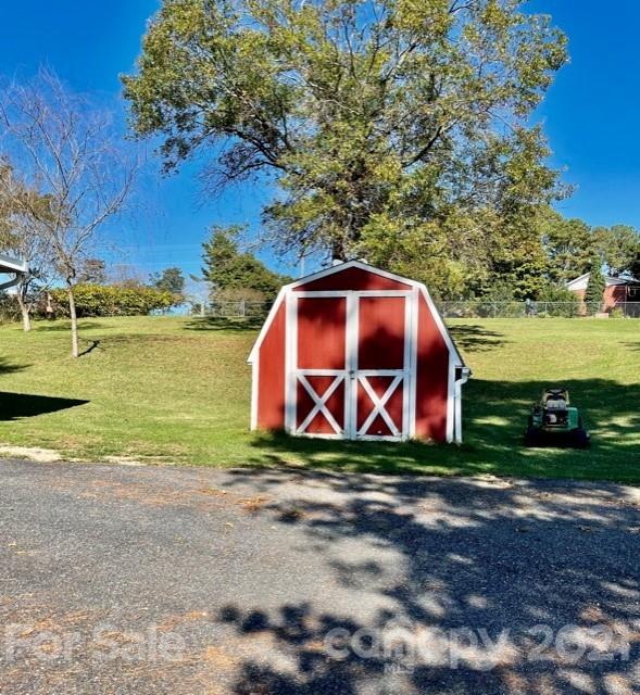 1475 Old Lenoir Road Hickory, NC 28601 - Photo 22 of 25 Gallery Image 22