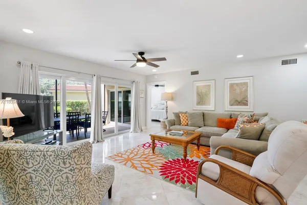$975,000 | 4161 South Us Highway, Unit G2, Jupiter, FL 33477
