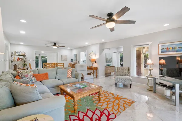 $975,000 | 4161 South Us Highway, Unit G2, Jupiter, FL 33477