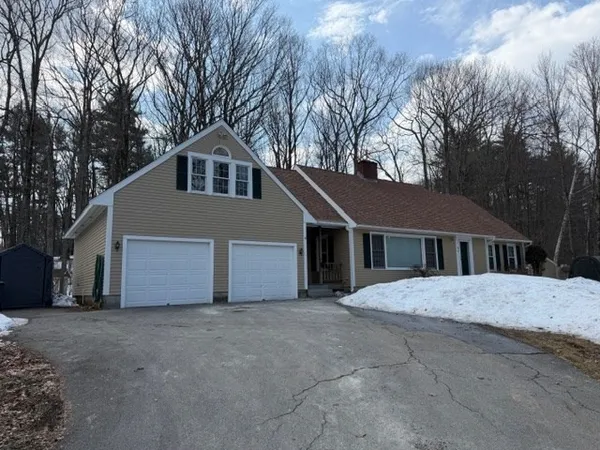 $680,000 | 96 Townsend Street, Pepperell, MA 01463