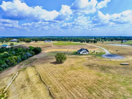 $924,800 | 10343 Sunny Mdw Drive, Chappell Hill, TX 77426
