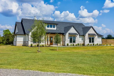 $924,800 | 10343 Sunny Mdw Drive, Chappell Hill, TX 77426