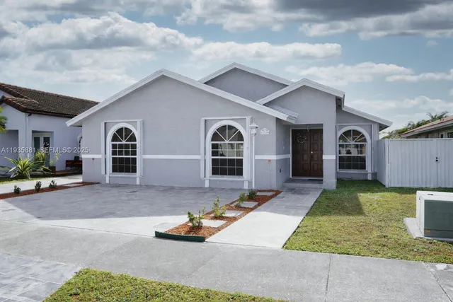 $675,000 | 14220 Southwest 53rd Street, Miami, FL 33175