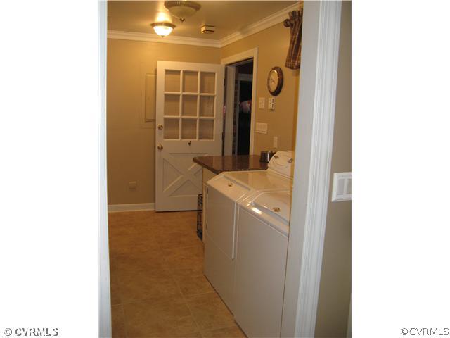 601 Riverside Drive Lanexa, VA 23089 - Photo 14 of 18 Gallery Image 14