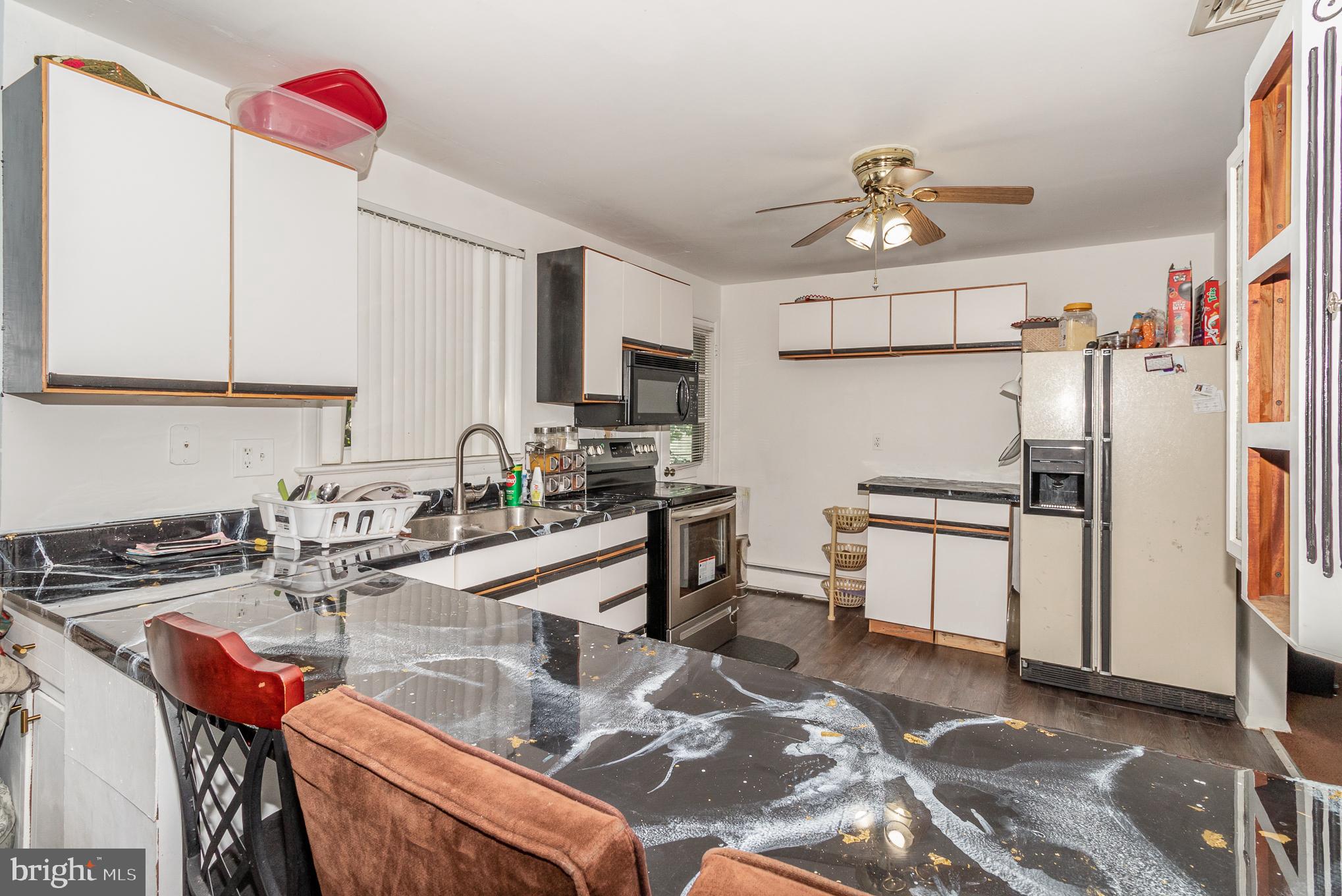 4533 Devonshire Road Harrisburg, PA 17109 - Photo 8 of 26 Gallery Image 8