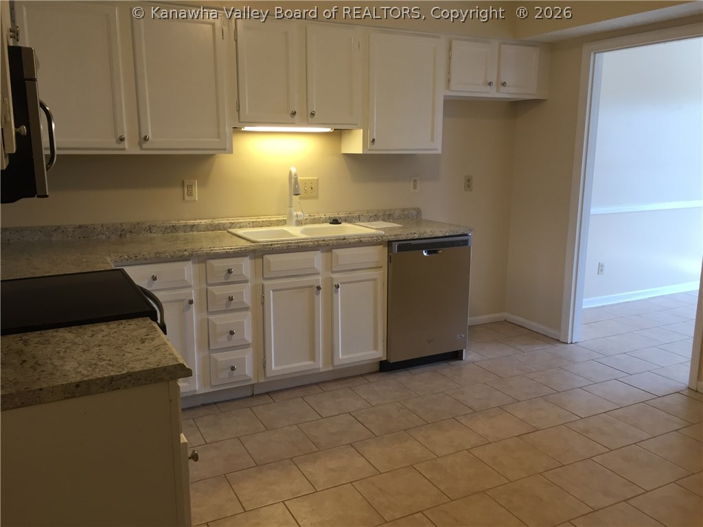 403 Powderhorn Road Charleston, WV 25314 - Photo 10 of 21 another view of the kitchen