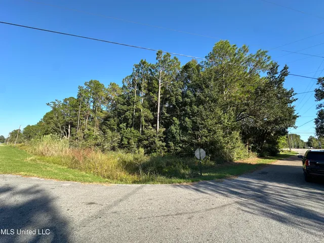 $35,000 | 90 Hwy Pascagoula Ms 39563, Moss Point, MS 39562