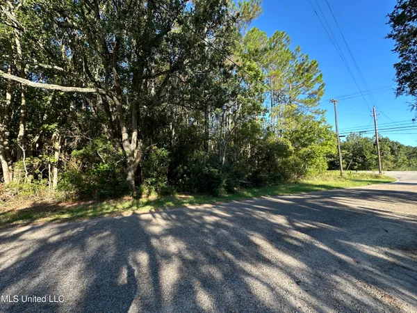 $35,000 | 90 Hwy Pascagoula Ms 39563, Moss Point, MS 39562