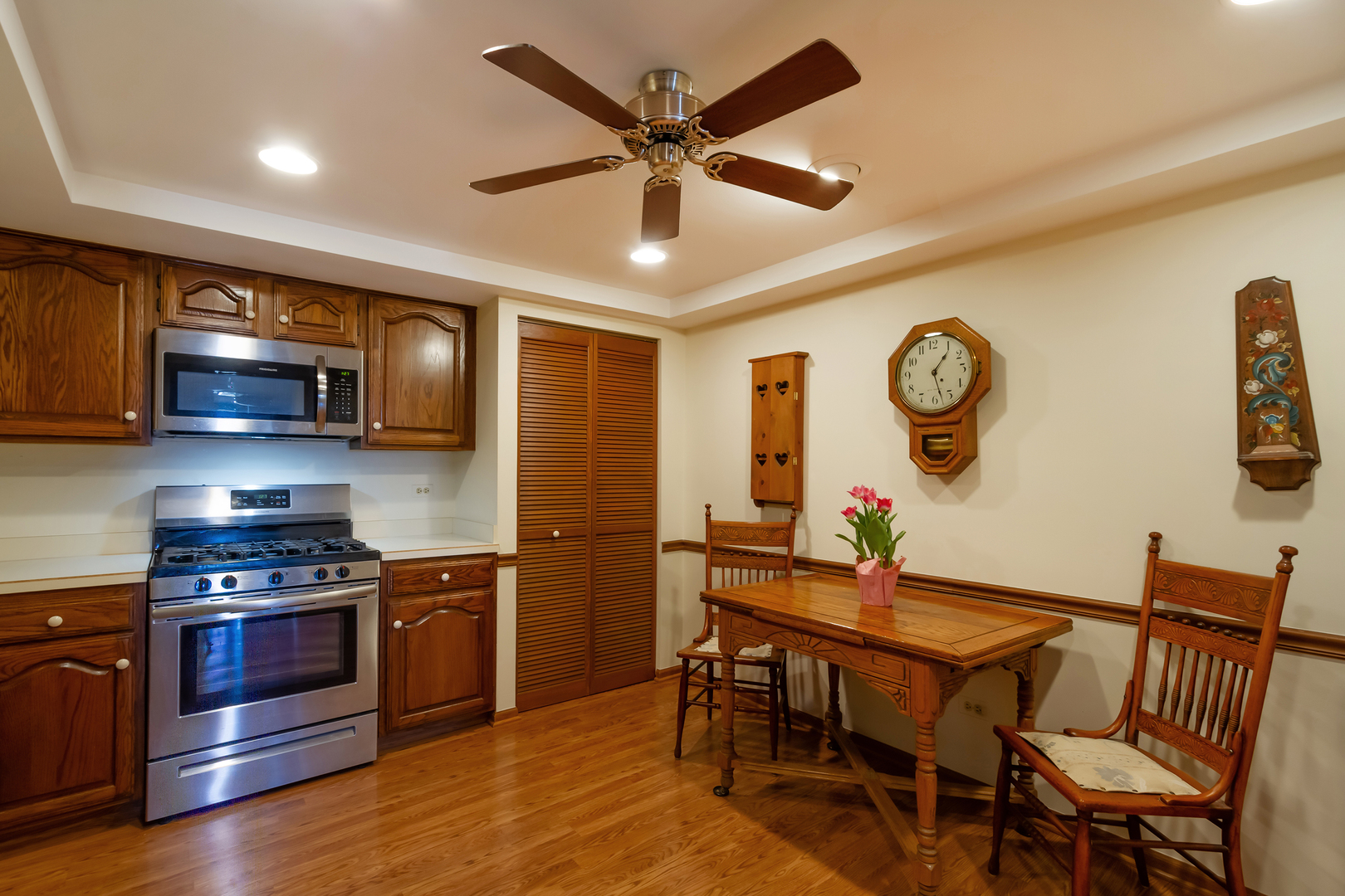 101 Summit Avenue, Unit 514 Park Ridge, IL 60068 - Photo 11 of 21 Gallery Image 11