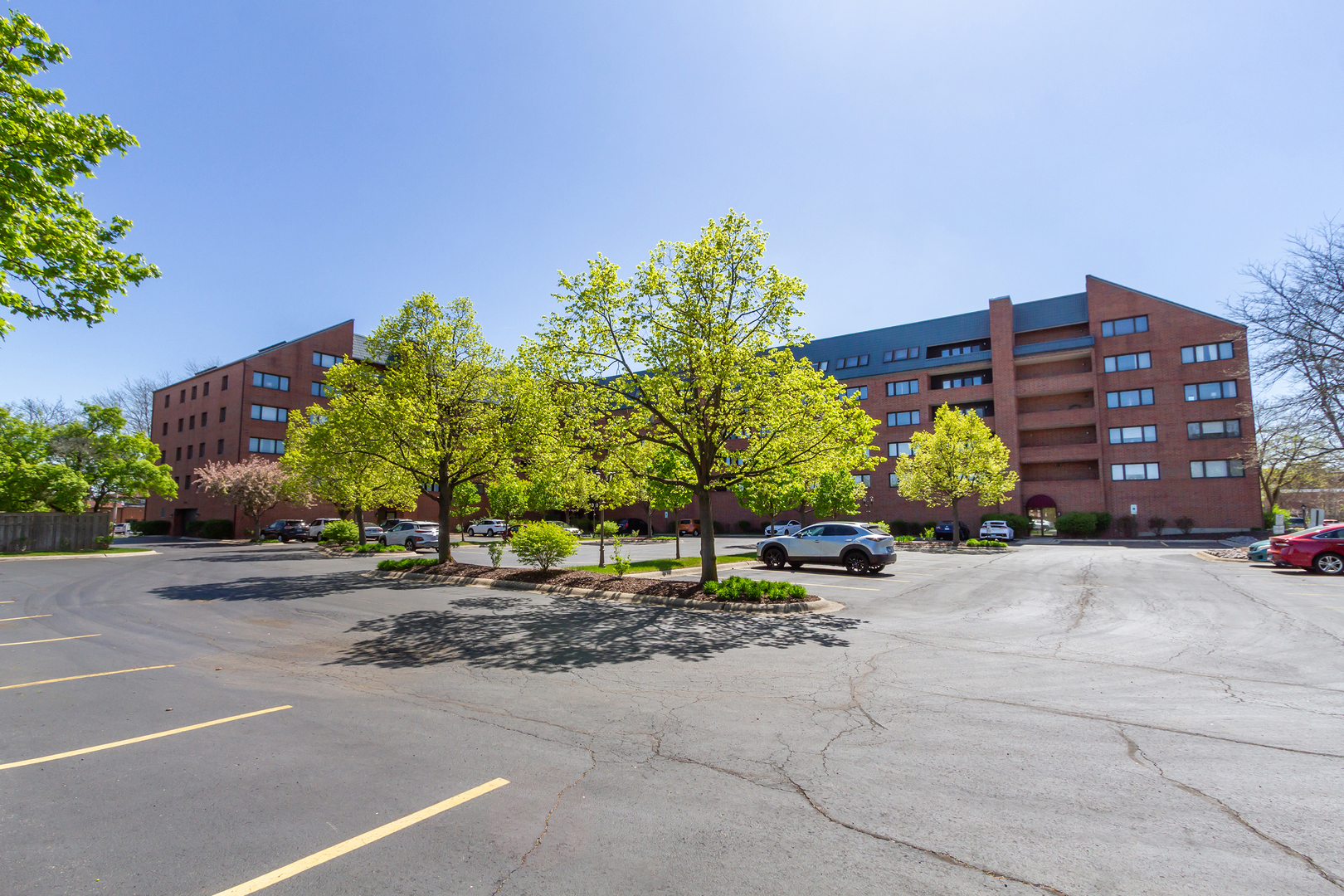 101 Summit Avenue, Unit 514 Park Ridge, IL 60068 - Photo 20 of 21 Gallery Image 20