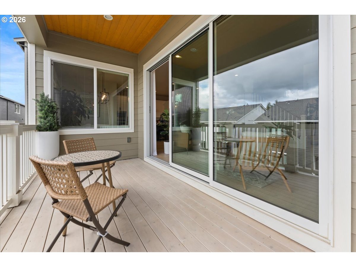 15651 Northwest Ridgeline Street Portland, OR 97229 - Photo 11 of 48 Patio