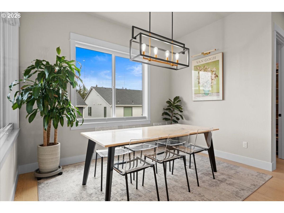 15651 Northwest Ridgeline Street Portland, OR 97229 - Photo 14 of 48 Dining Room