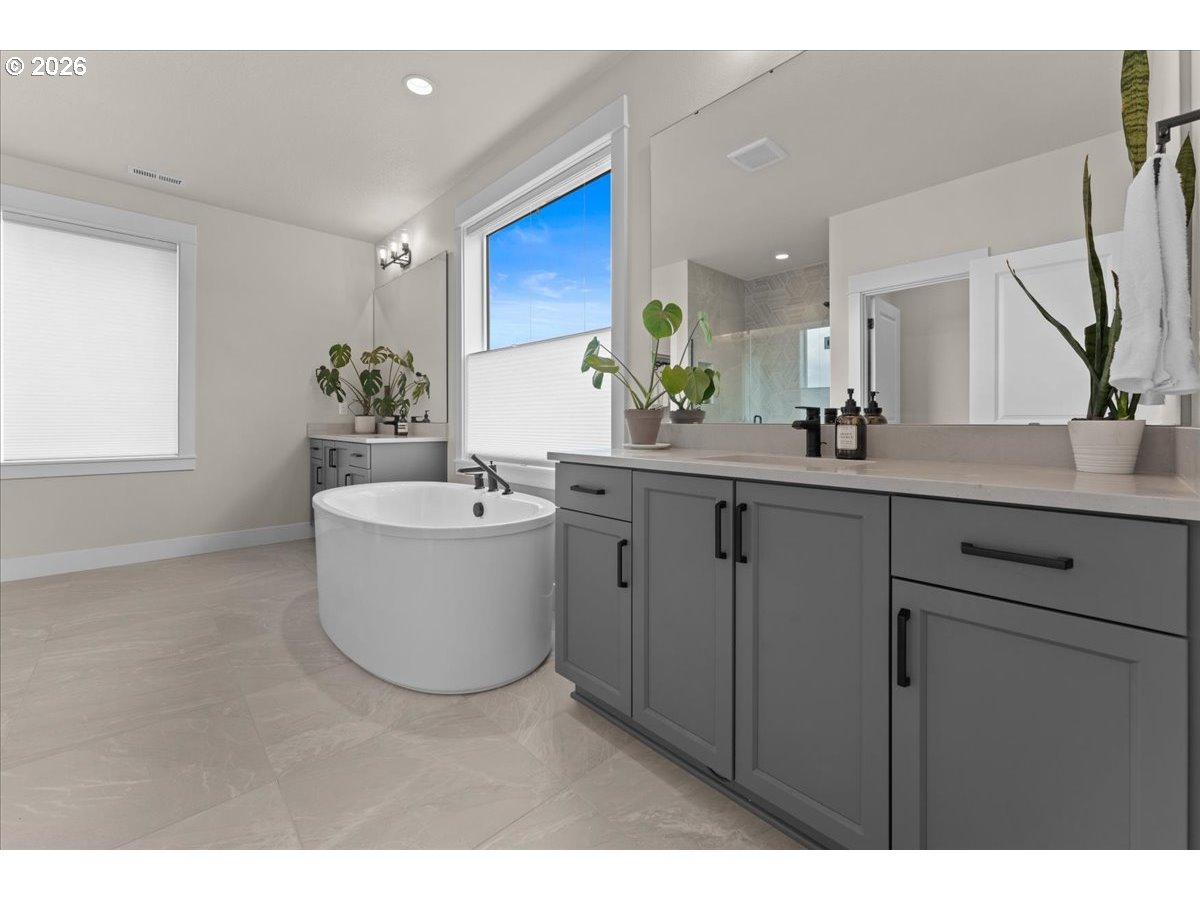 15651 Northwest Ridgeline Street Portland, OR 97229 - Photo 36 of 48 Bedroom, Owner's Suite