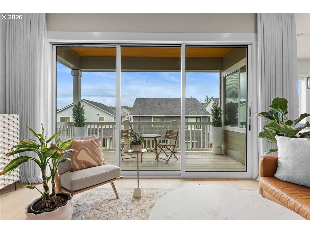 15651 Northwest Ridgeline Street Portland, OR 97229 - Photo 10 of 48