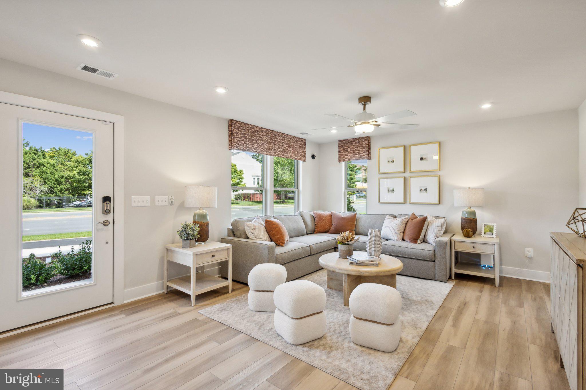 2101 Acadia Road Herndon, VA 20170 - Photo 3 of 39 Gallery Image 3