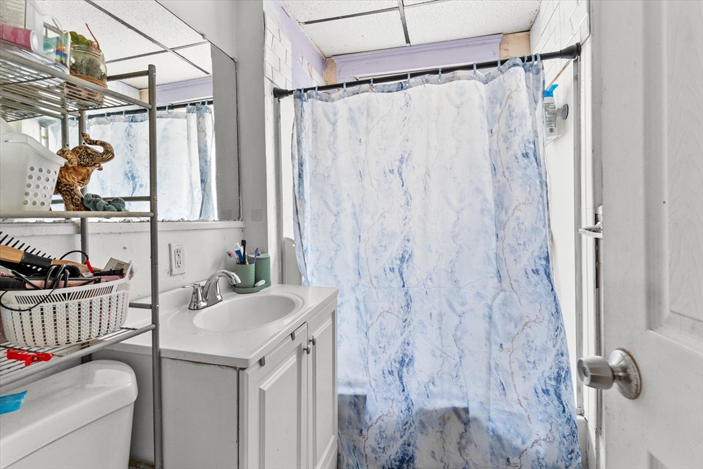 439-443 Riverside Drive Lawrence, MA 01841 - Photo 10 of 19