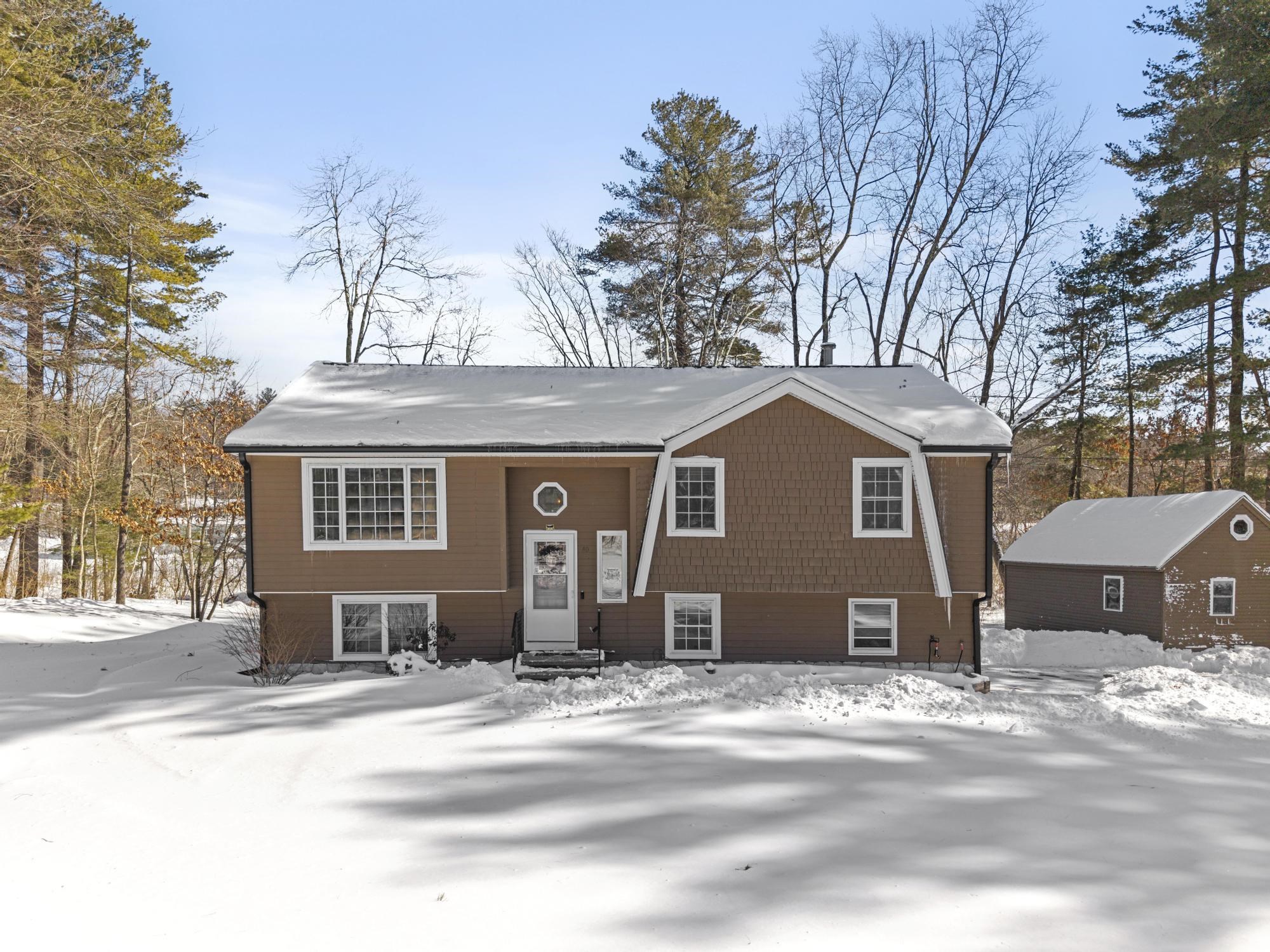 40 Westfall Road Pelham, NH 03076 - Photo 1 of 56 Gallery Image 1
