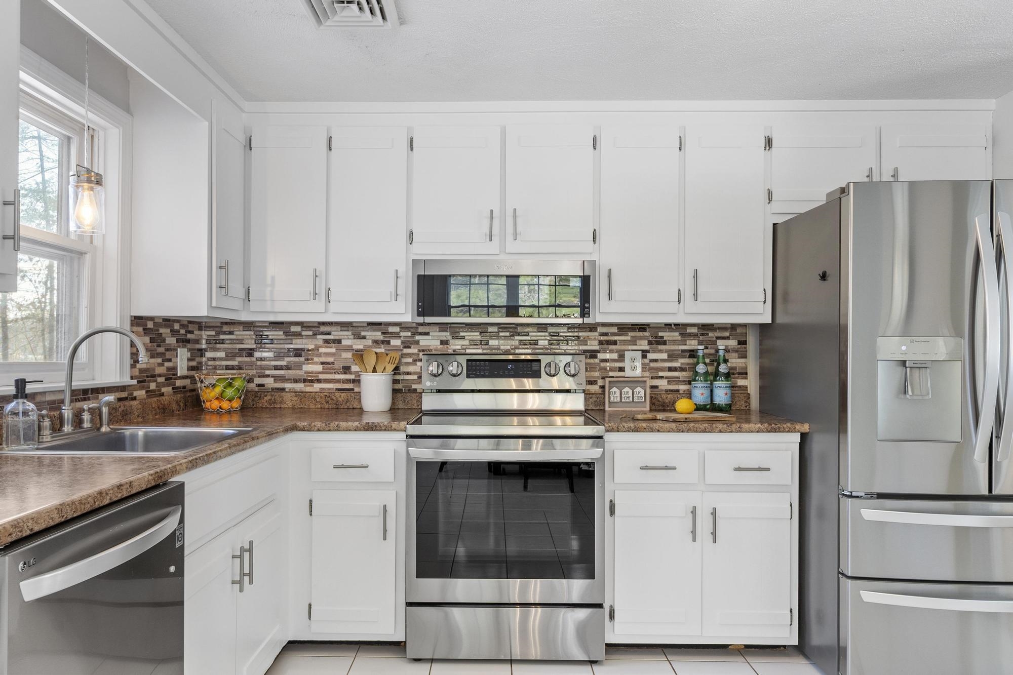 40 Westfall Road Pelham, NH 03076 - Photo 14 of 56 Gallery Image 14