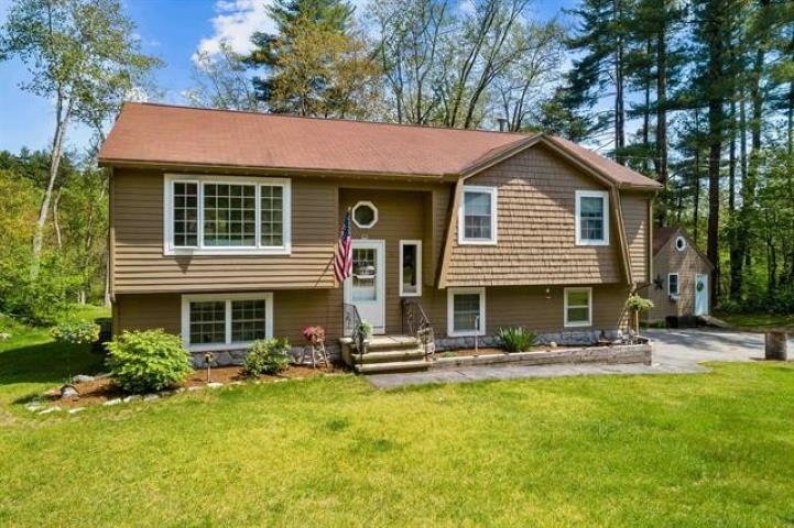 40 Westfall Road Pelham, NH 03076 - Photo 3 of 56 Gallery Image 3