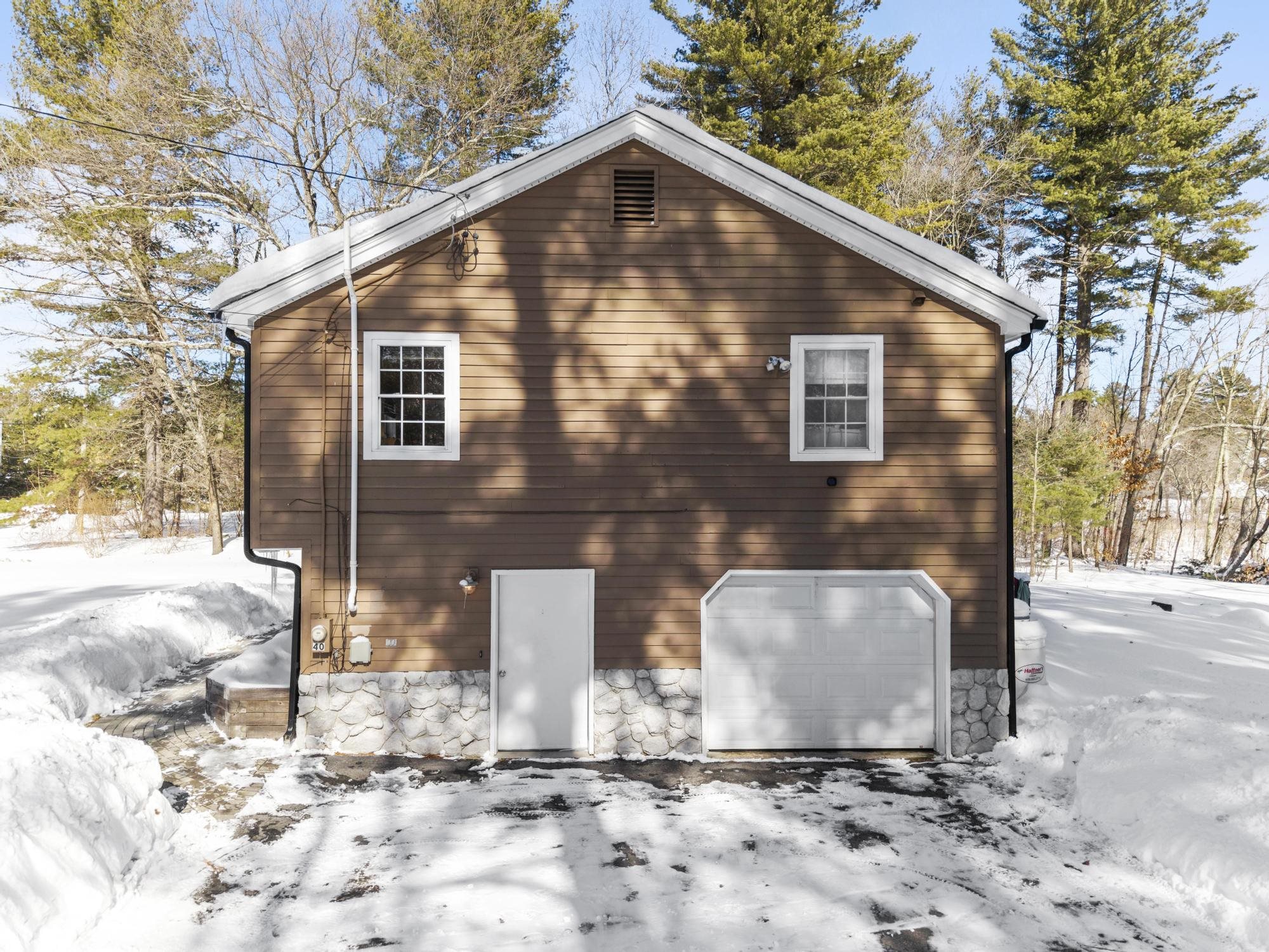 40 Westfall Road Pelham, NH 03076 - Photo 48 of 56 Gallery Image 48