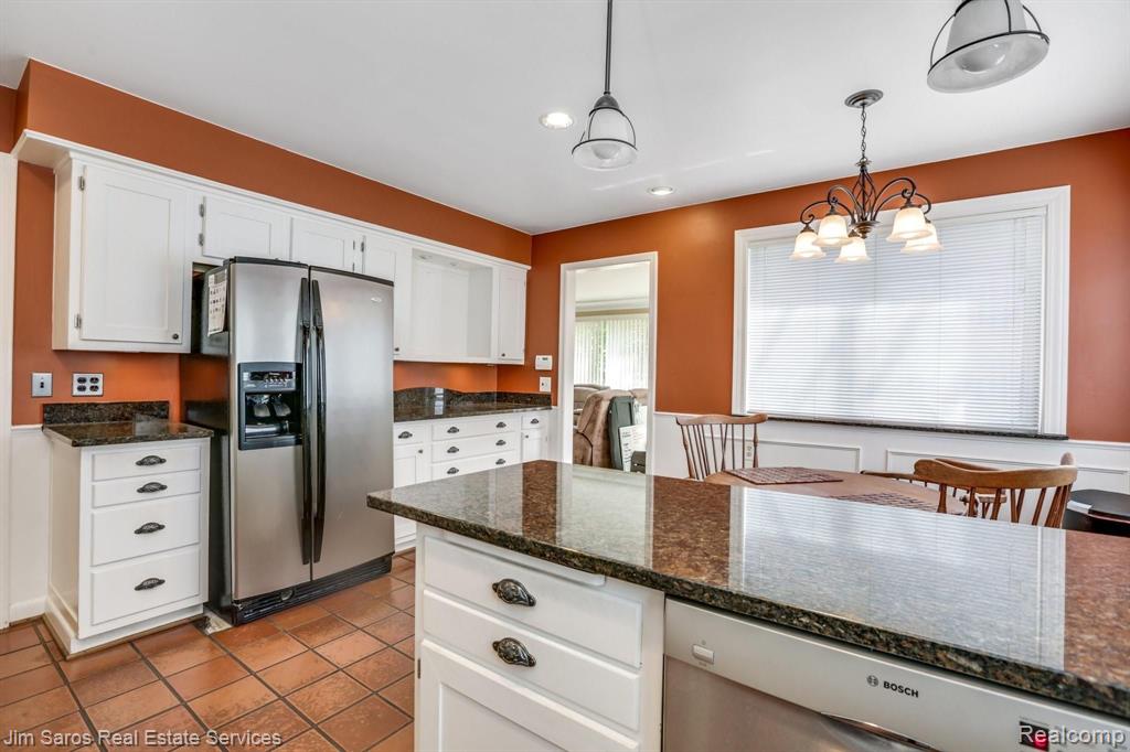 768 Trombley Road Grosse Pointe Park, MI 48230 - Photo 6 of 42