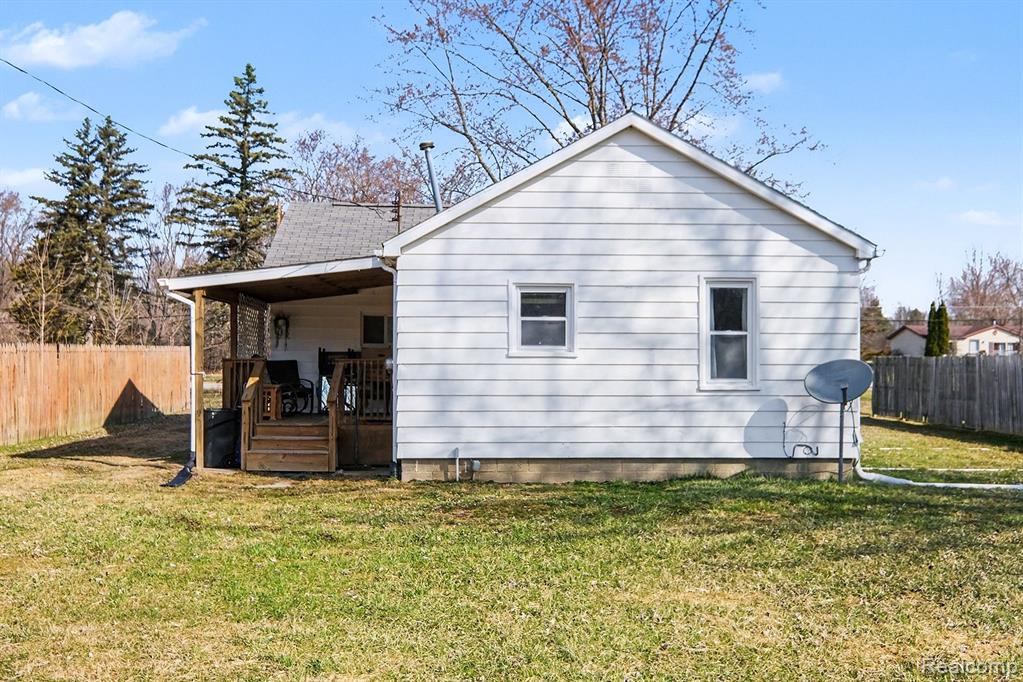 5091 West Carpenter Road Flint, MI 48504 - Photo 19 of 22