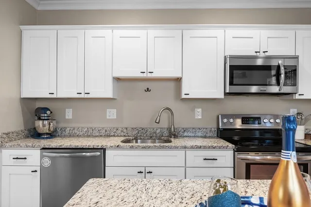 $445,000 | 34 Moffatt Road, Unit 34, Salem, MA 01970