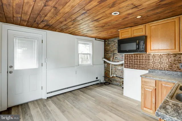 $140,000 | 157 South Wolf Street, Manheim, PA 17545