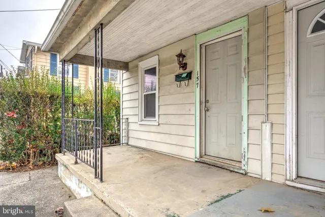 $140,000 | 157 South Wolf Street, Manheim, PA 17545