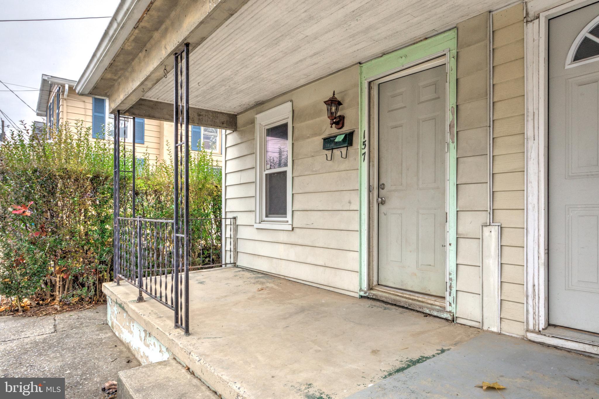 157 South Wolf Street Manheim, PA 17545 - Photo 4 of 23