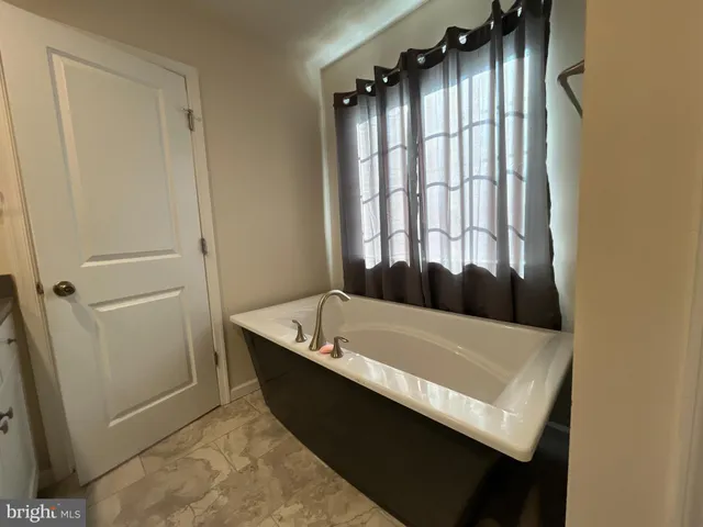 $2,150 | 13046 Monterey Lane, Blue Ridge Summit, PA 17214