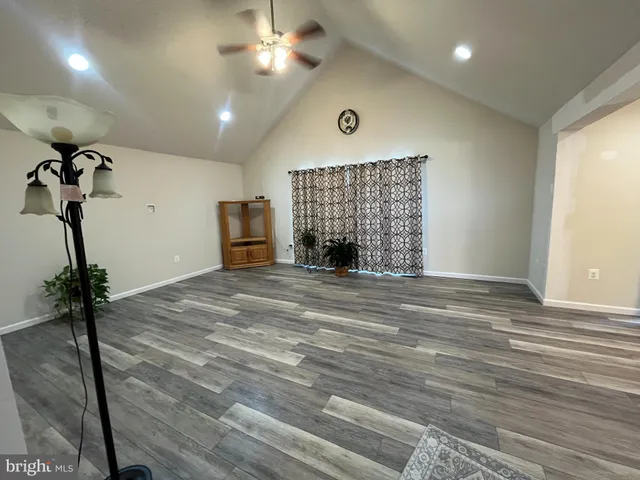 $2,150 | 13046 Monterey Lane, Blue Ridge Summit, PA 17214