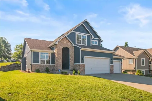 $407,900 | 1131 Crimson Lane, Liberty, MO 64068
