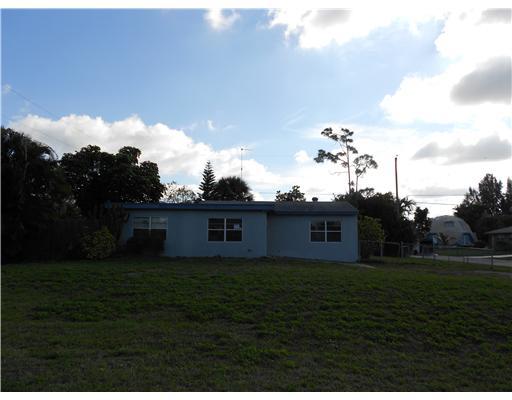 4940 Bonanza Road Lake Worth, FL 33467 - Photo 1 of 16 Primary Photo