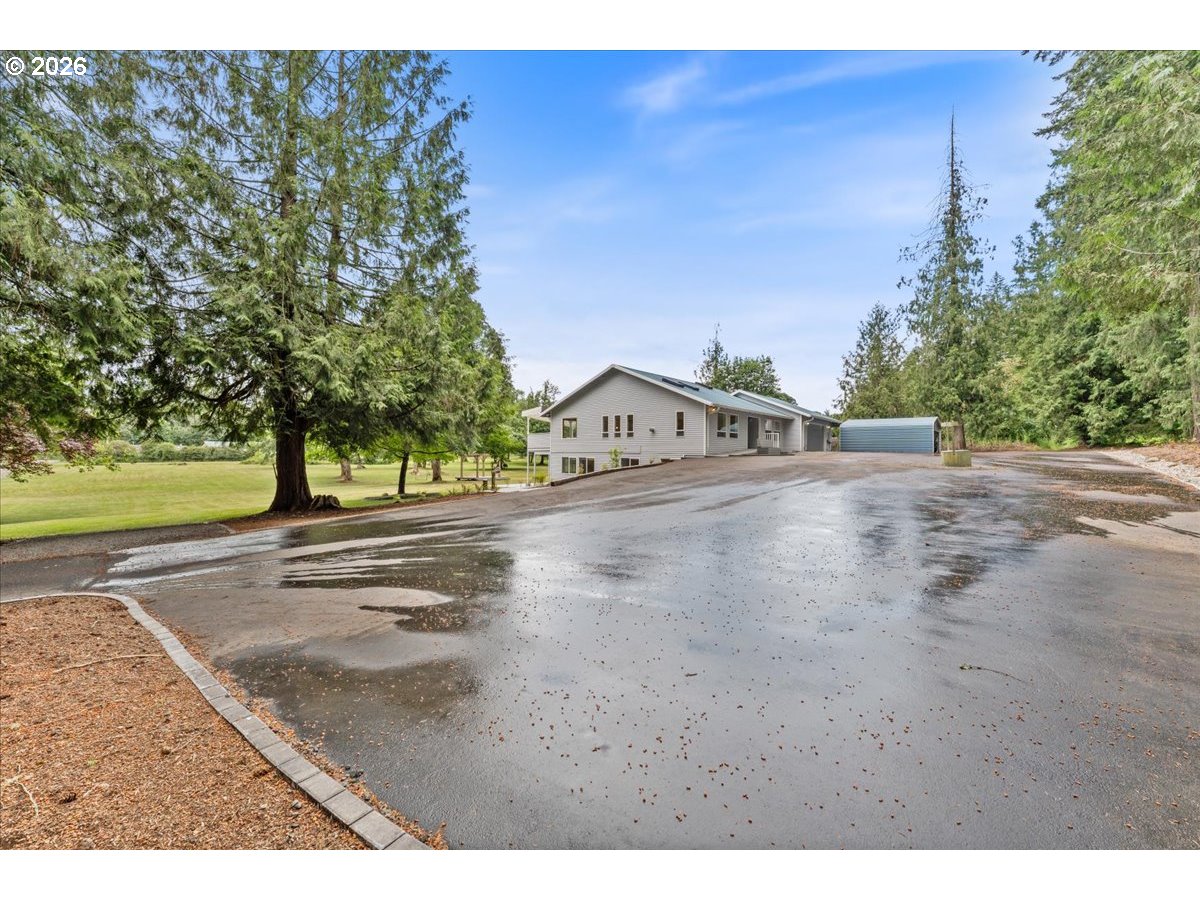 29940 South Dhooghe Road Colton, OR 97017 - Photo 10 of 48 Living Room