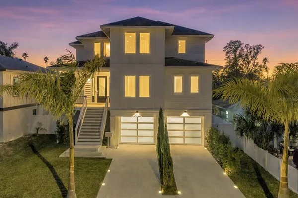 $1,900,000 | 3752 Arkansas Avenue Northeast, St. Petersburg, FL 33703