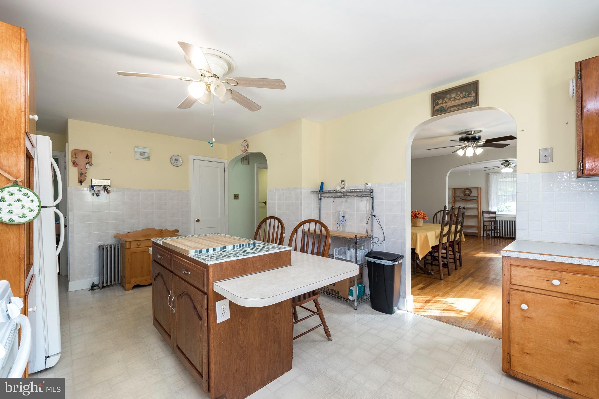 3204 Schuylkill Road Spring City, PA 19475 - Photo 5 of 35 Kitchen