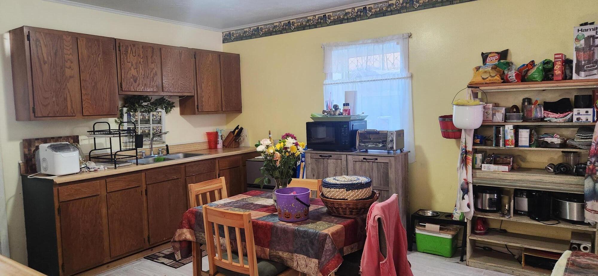 4039 North Pleasant Road Hillsdale, MI 49242 - Photo 3 of 14 20260219_135307