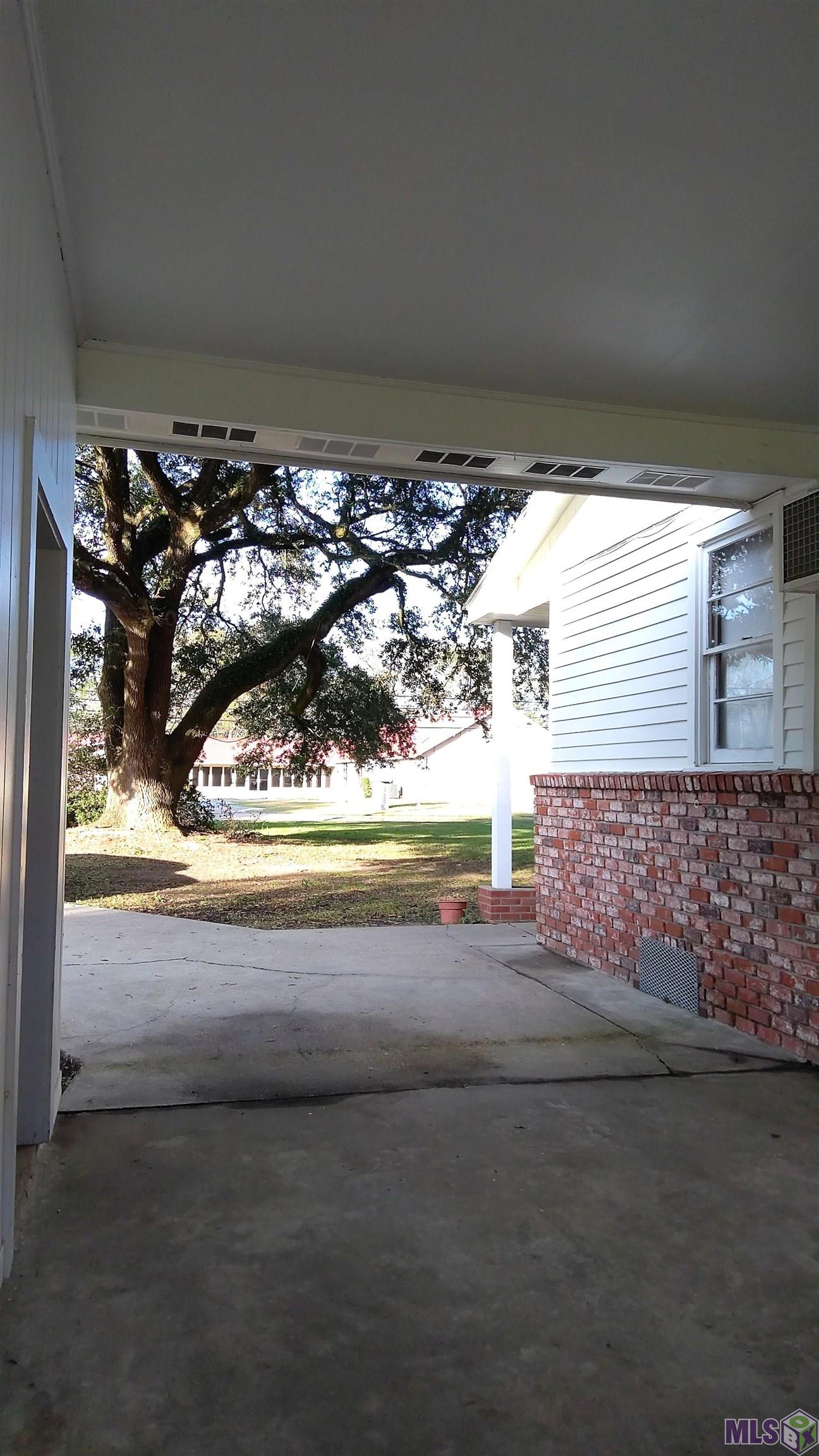 3922 Groom Road Baker, LA 70714 - Photo 6 of 35 Gallery Image 6