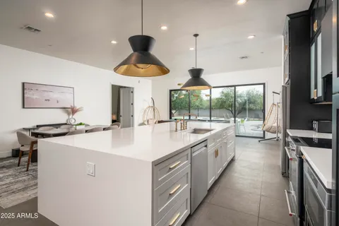 $1,999,999 | 8417 East Cactus Road, Scottsdale, AZ 85260