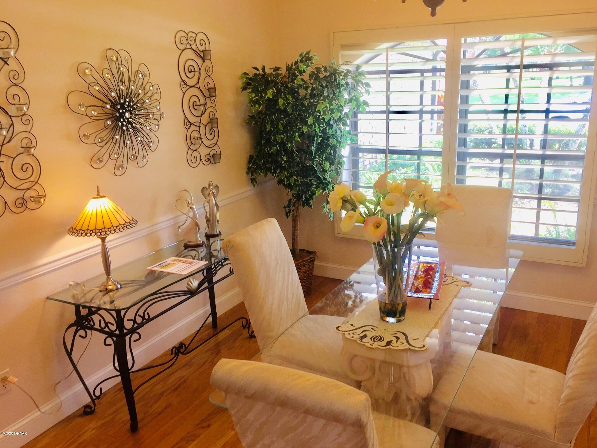 94 Bryan Cave Road South Daytona, FL 32119 - Photo 2 of 36 Dinning