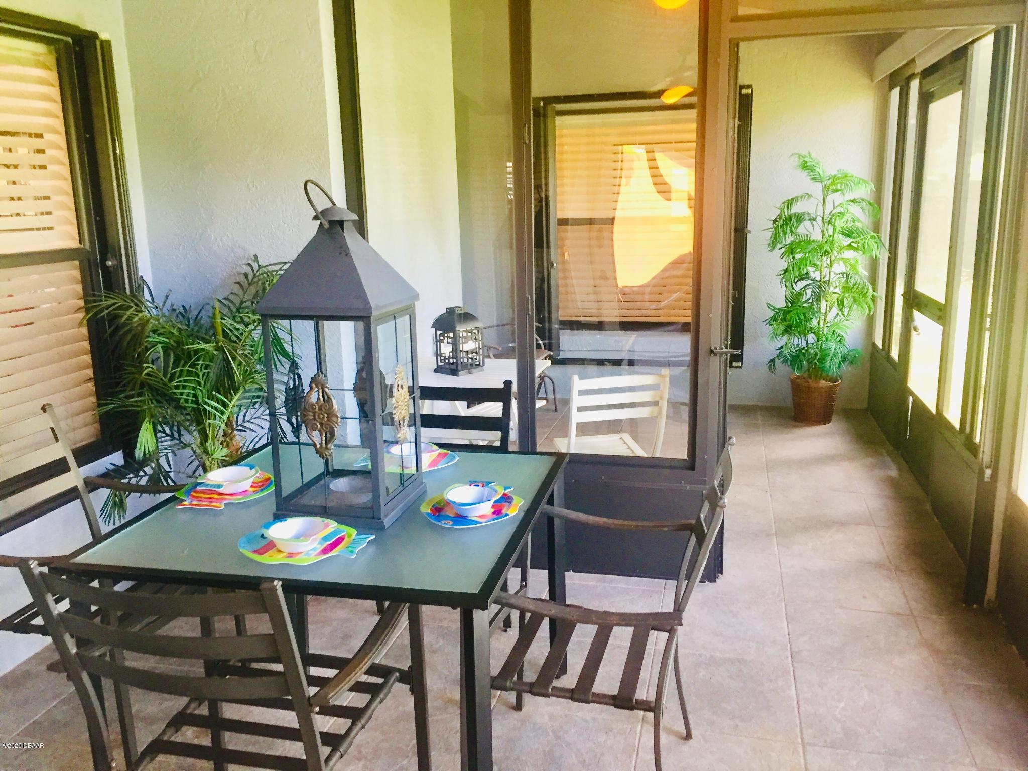 94 Bryan Cave Road South Daytona, FL 32119 - Photo 30 of 36 patioroom