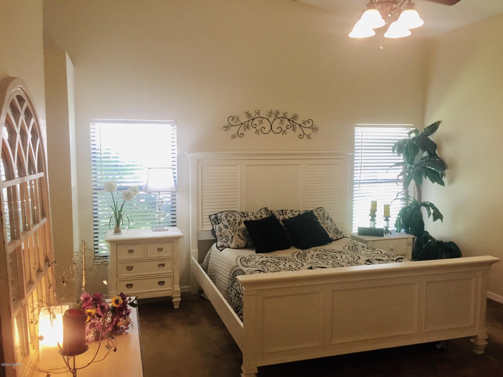 94 Bryan Cave Road South Daytona, FL 32119 - Photo 6 of 36 Master