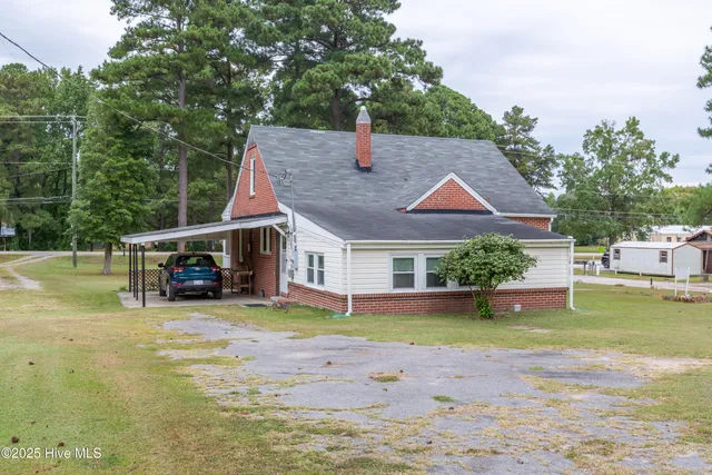 $210,000 | 38 Buttercup Lane, Roanoke Rapids, NC 27870