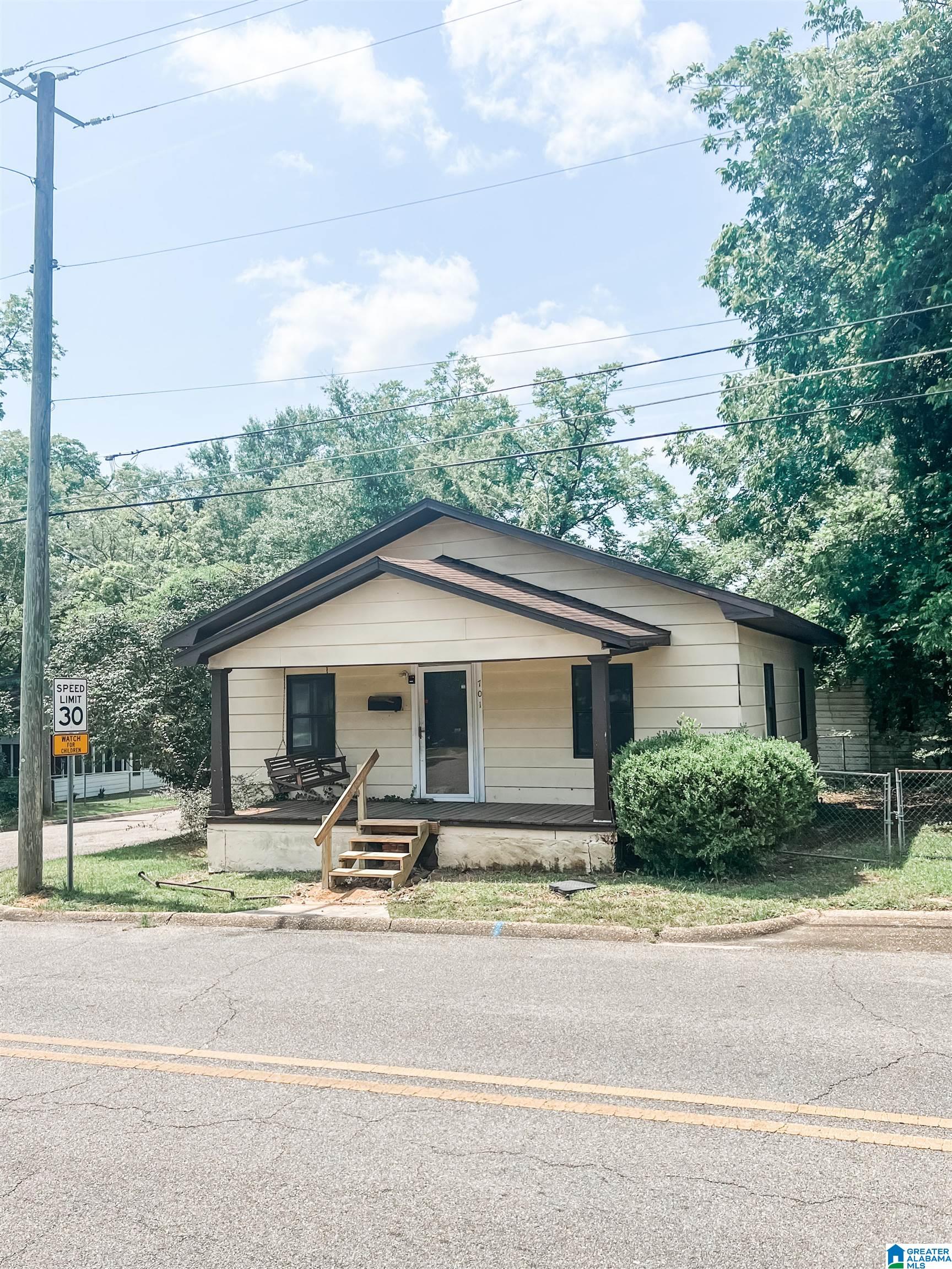701 Houston Street Dothan, AL 36303 - Photo 2 of 13