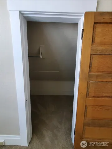 $3,000 | 1815 East Roy Street, Seattle, WA 98112