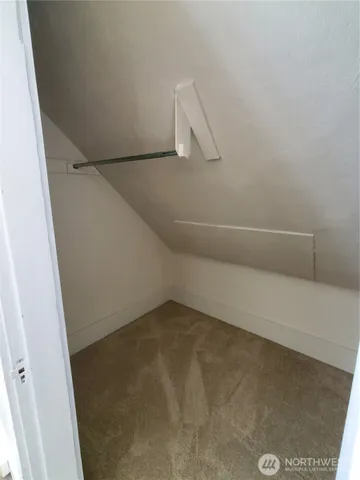 $3,000 | 1815 East Roy Street, Seattle, WA 98112